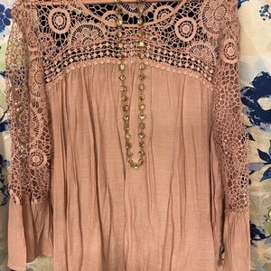 Rose Antique Color lace top